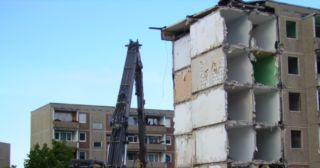 Демонтаж 5 этажного дома Нурлат, цена от 3723 руб.