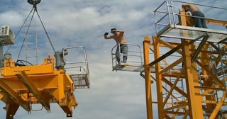 Демонтаж башенного крана в Нурлате - услуги по демонтажу от Сварной-Нрт от 1573 руб.