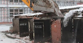 Снос гаража и вывоз мусора в Нурлате - Быстро и качественно от Сварной-Нрт от 2097 рублей